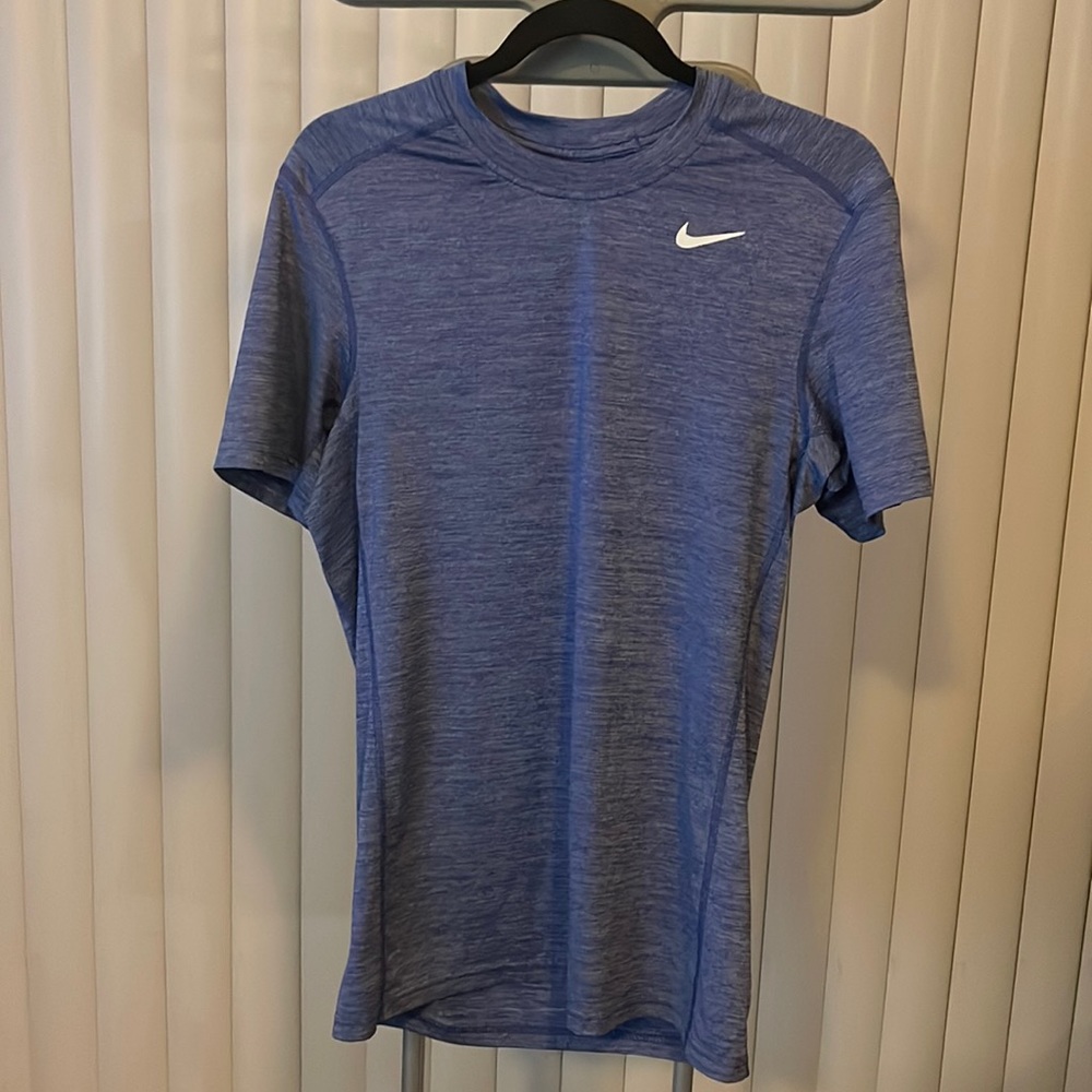 Small Nike Men’s Dri Fit T-Shirt